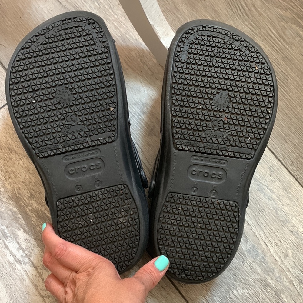 Crocs for work - Picture 4 of 4